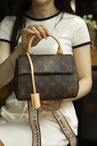 LV