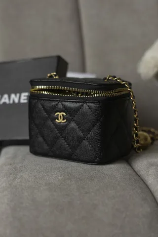 Chanel (оригінальна коробка)
